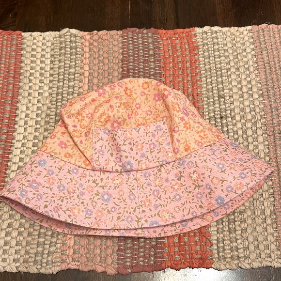 NWOT Spell & The Gypsy x Lack Of Color Rae Bucket Hat Size S/M - Picture 2 of 7